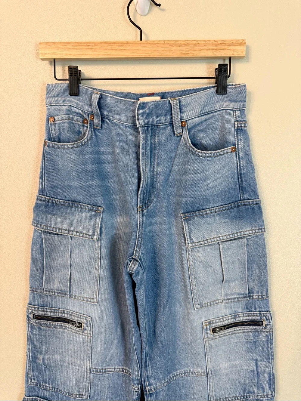 Alice + Olivia Cay Baggy Cargo Jeans Brea Blue Wide Leg Denim Size 28 - Picture 6 of 10